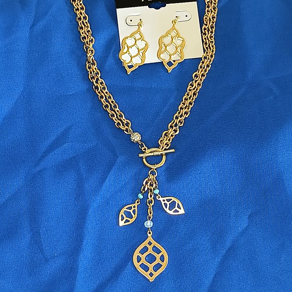 Quatrefoil Flower Geo Shape Set Dangle Drop Hook Earrings & Convertible Necklace